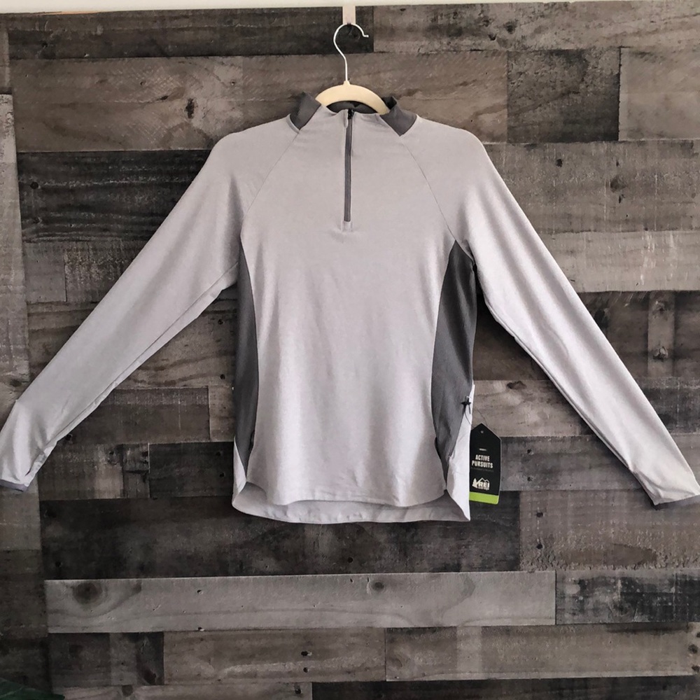 REI Lightweight Long Sleeve Active Shirt NWT!
